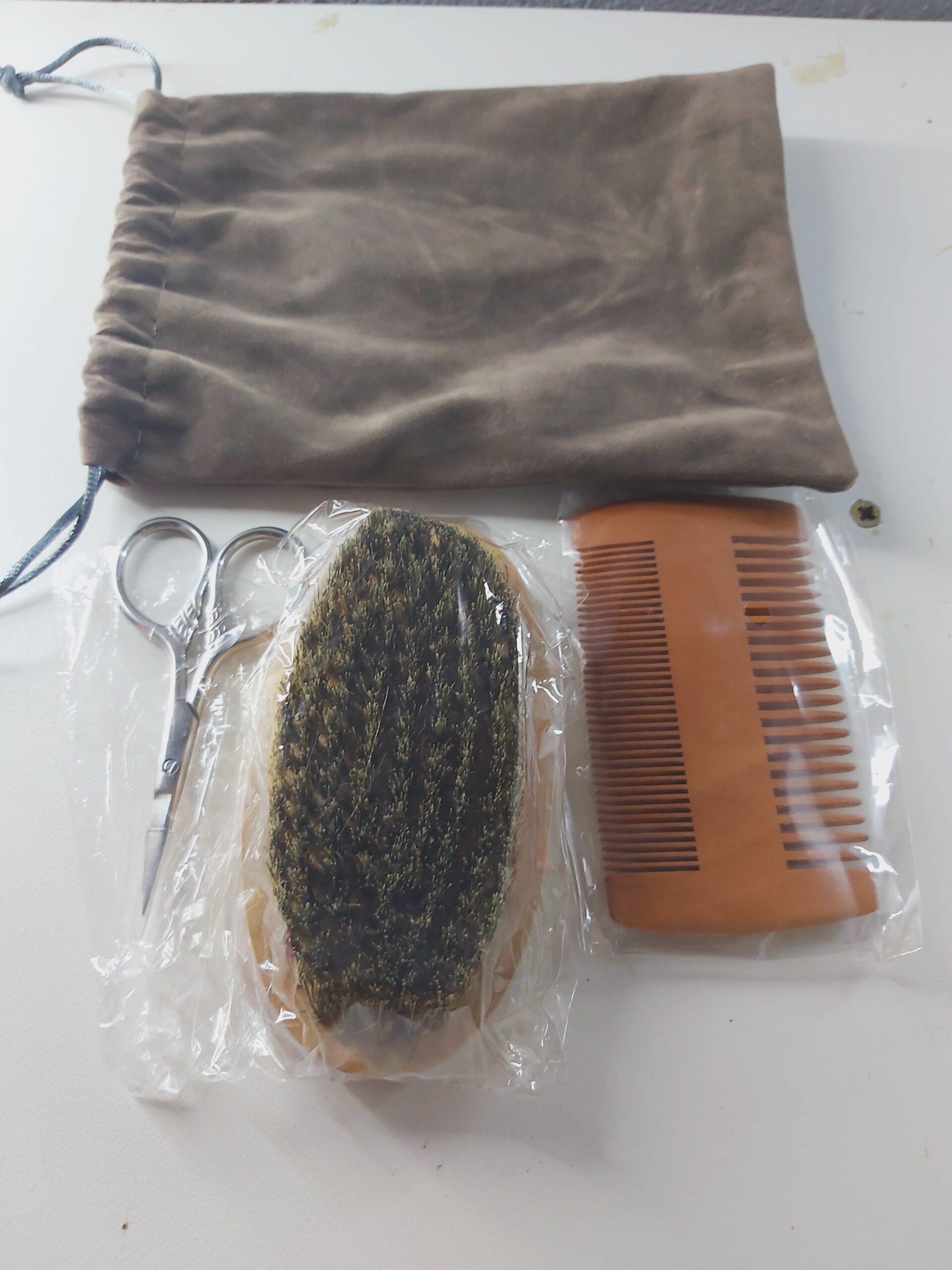 BEARD GROOMING KITS(BRUSH, COMB, SCISSOR)